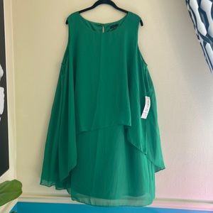 Tiana b. Plus dress flowy green 20w